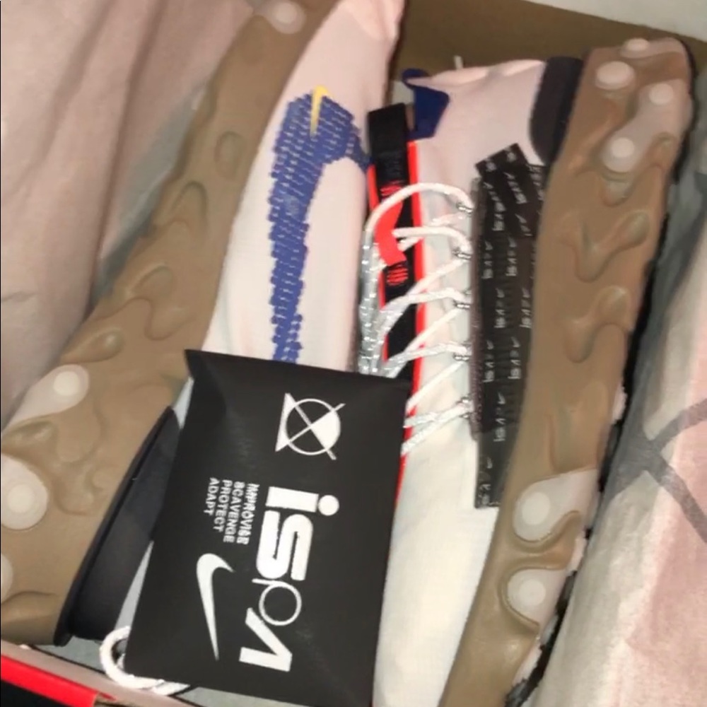 Nike React WR ISPA “summit white”